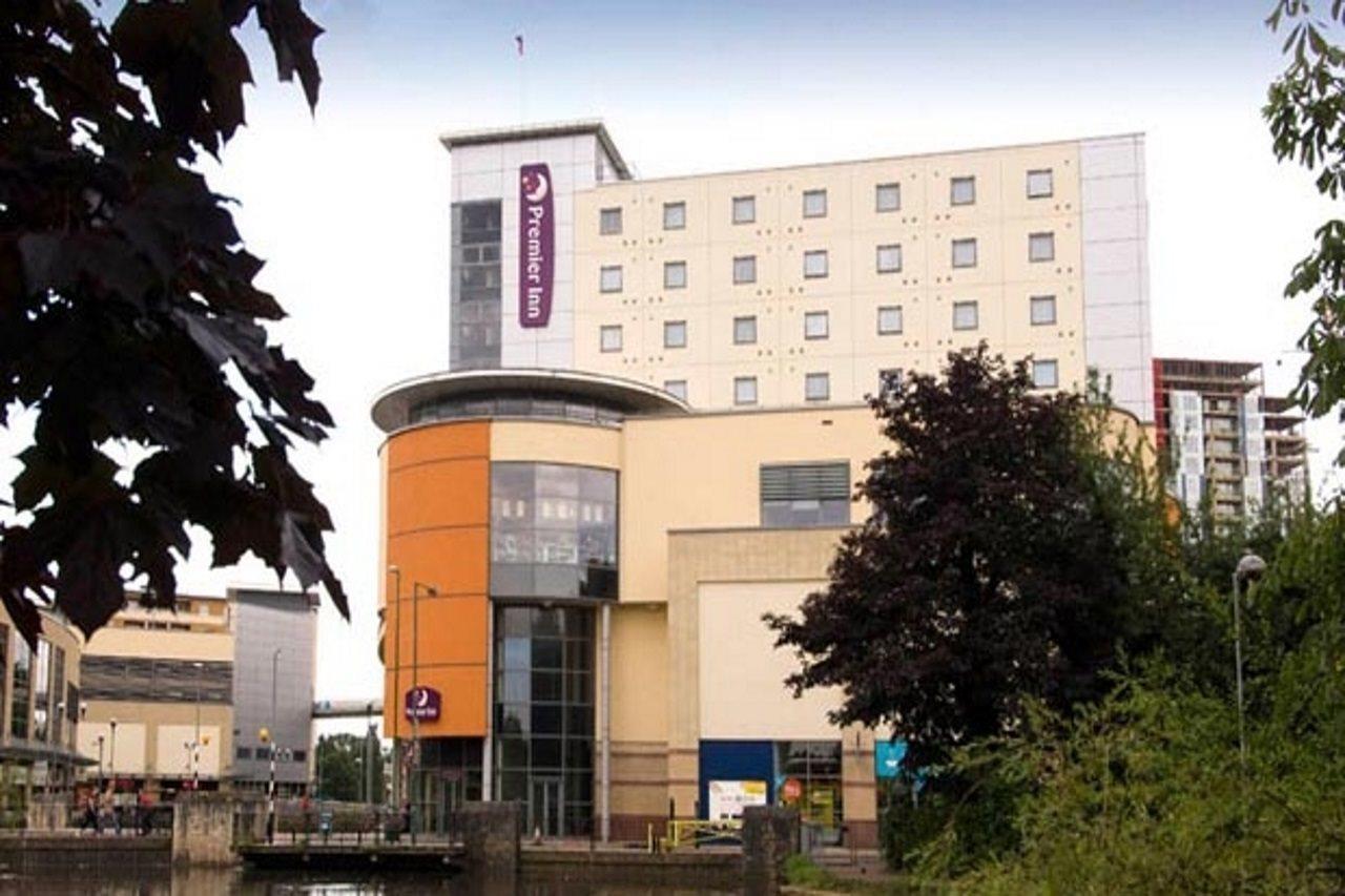 Premier Inn Hemel Hempstead Central Extérieur photo